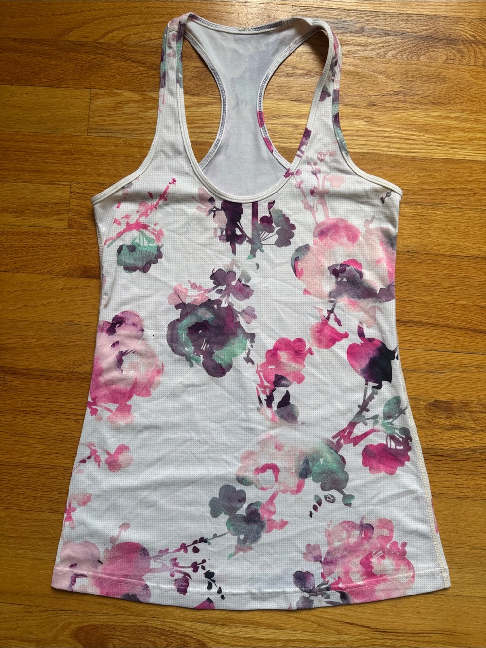 lululemon athletica Flowy White Tank Top with Pink & Purple Floral Watercolor M